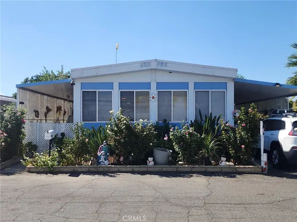 881 N Lake St Spc 220, Hemet, CA 92544