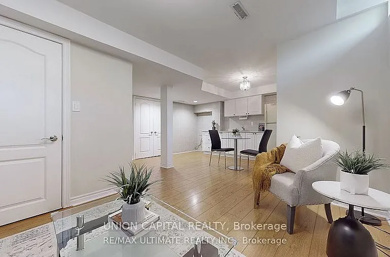 46 Clover St #BASEMENT — Photo 1
