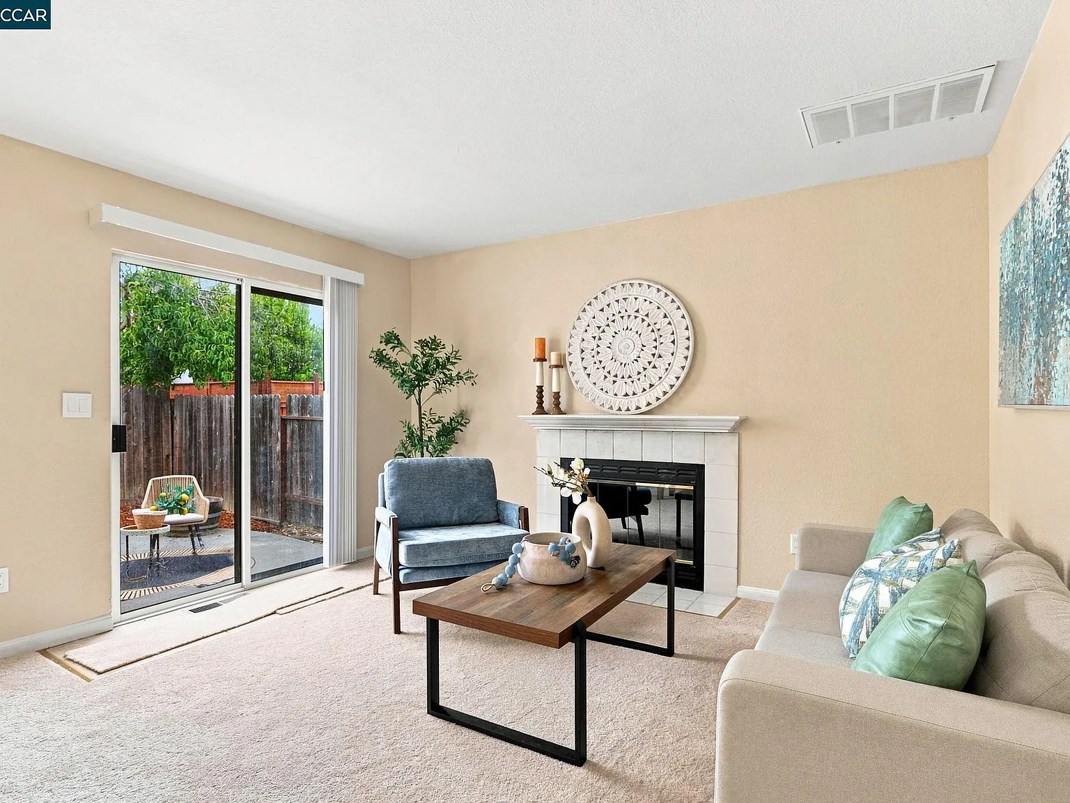 3 bed, 2.5 bath, 1503 sqft, $3,500 — Photo 3