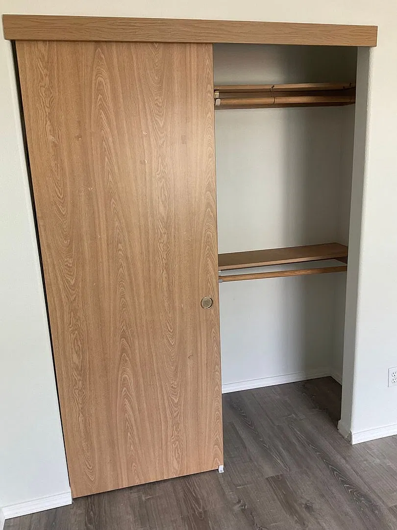 Ascot Place Apartments — Photo 2
