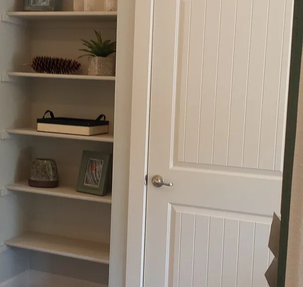 Riverbend Apartments — Photo 25