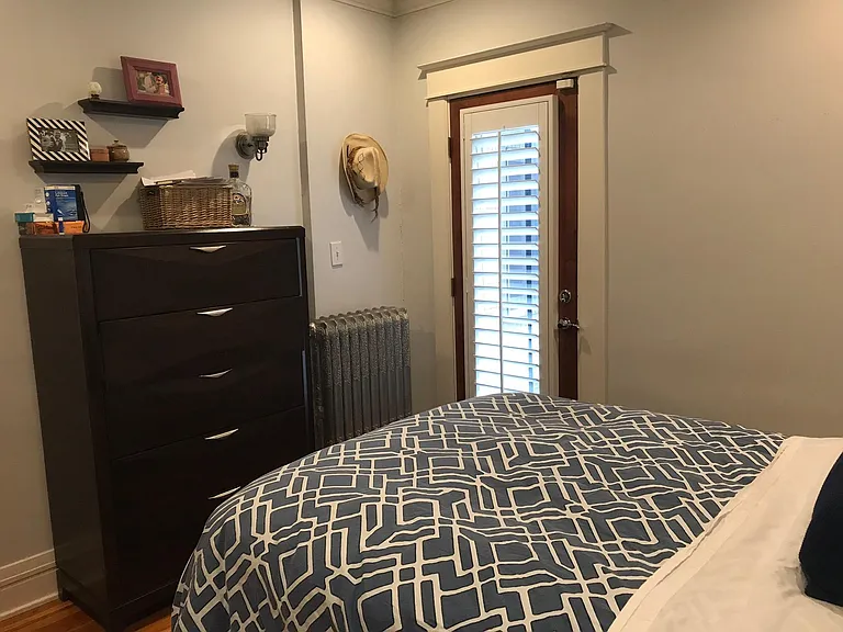Door to back porch