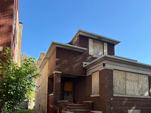 7521 S Ridgeland Ave, Chicago, IL 60649