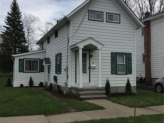 2nd image of 11 Franklin St