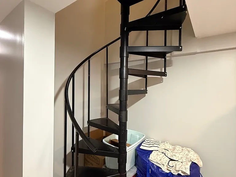 2311 N Greenview Ave #1F — Photo 8