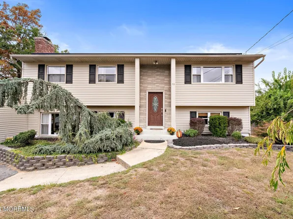 39 Vivian Court, Howell, NJ 07731