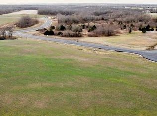 15905 Corbin Ct, Pleasant Hill, MO 64080