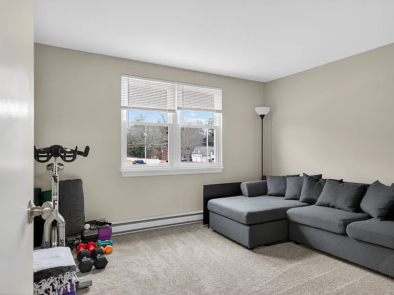 17 Anderson Ave #D — Photo 14