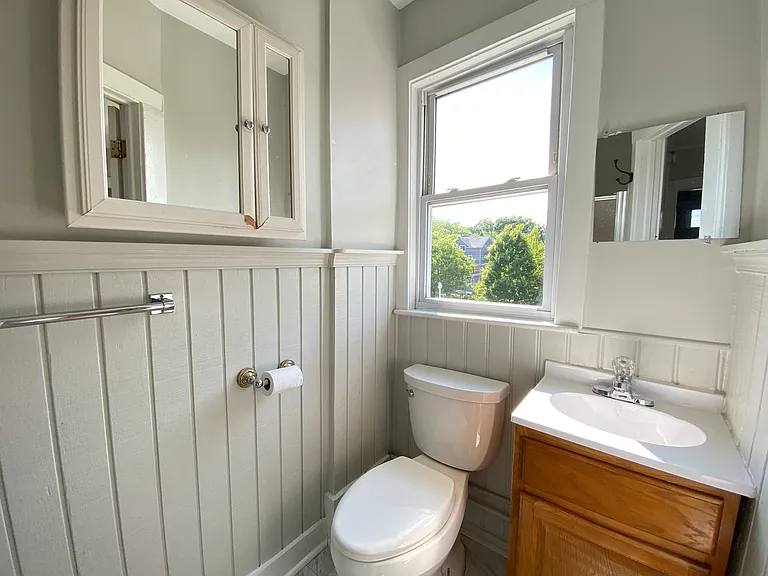 11 Lawrence St #6 — Photo 14