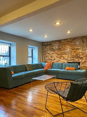 Rented by Heights Realty Advisors | media 15