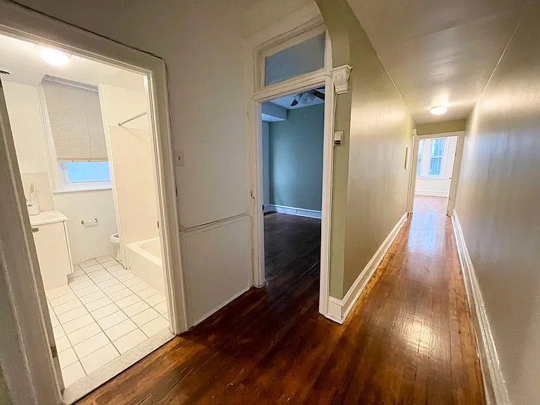 4640 Sansom St #1A — Photo 8