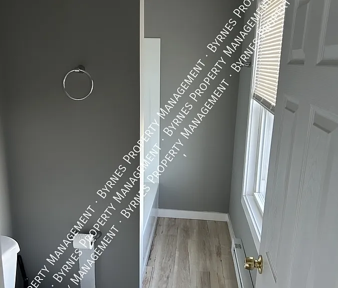 50 Vernon St #4F — Photo 4