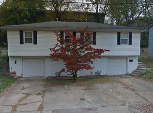 409-11 Maple St, Liberty, MO 64068