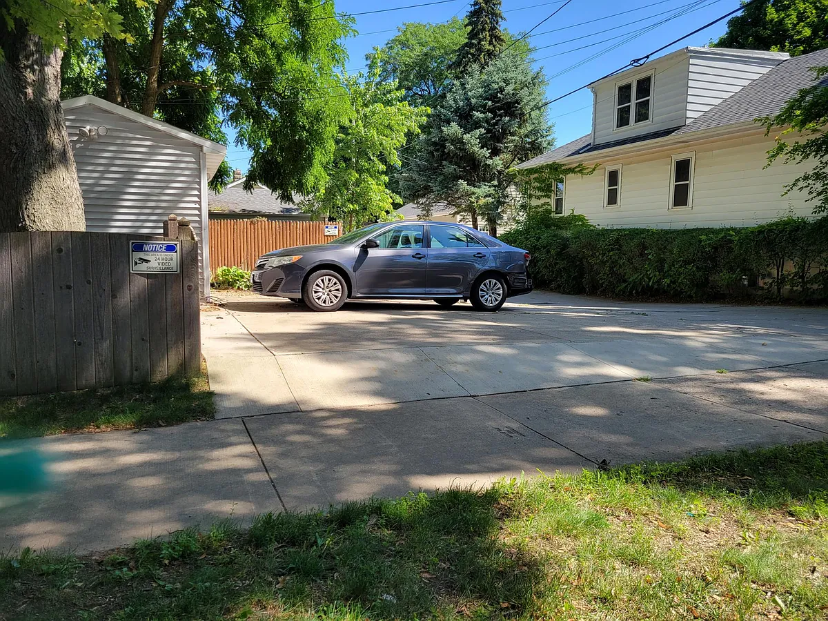 Off-Street Parking Area - 7426 W Stevenson St