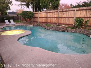 1228 Govannina Dr, Modesto, CA 95355