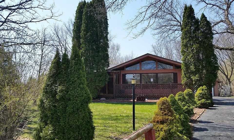 1st image of 1203 Candlewick Dr NW