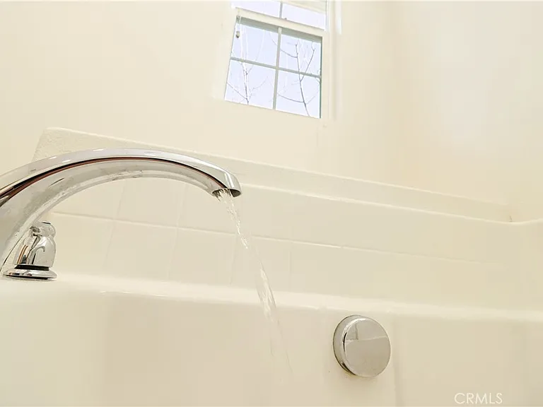 8630 Cava Dr — Photo 10