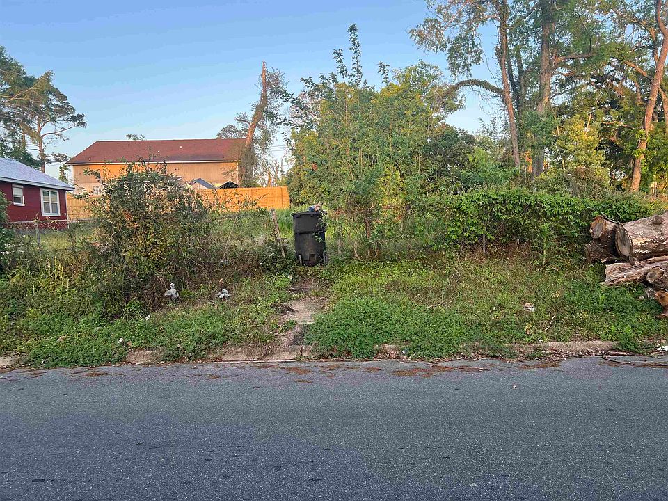 2nd image of 1421 George Calvin Bess Jr Way