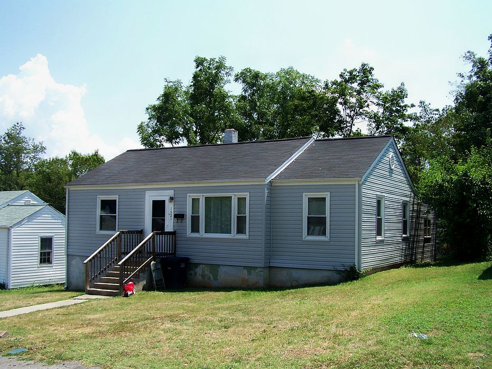 1st image of 1521 Abbott St NW