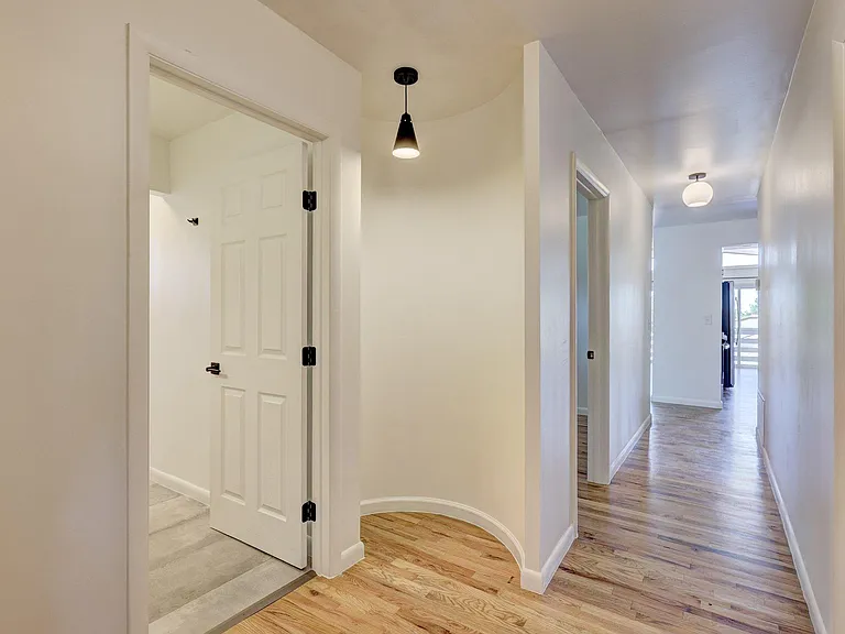 4312 N Portland Ave — Photo 24