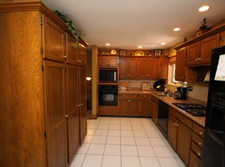 207 Erwin Rd, Ashland, KY 41101