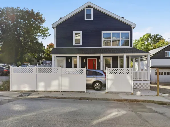 11 Beacon St, Lawrence, MA 01843