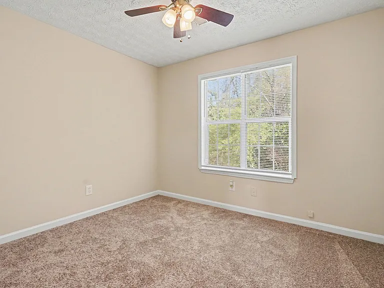 6430 Charter Way — Photo 12