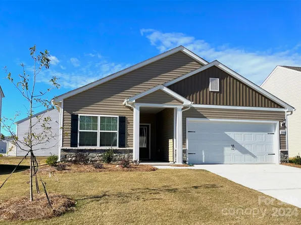 3216 Strong Box Ln, Gastonia, NC 28052
