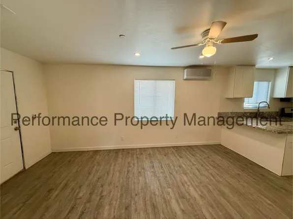 Decatur St 703, 703 Decatur St #B, Bakersfield, CA 93308