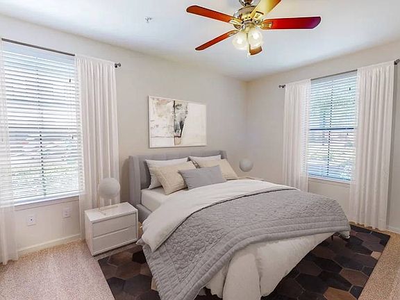 5th image of 801 Montclair Rd #9204