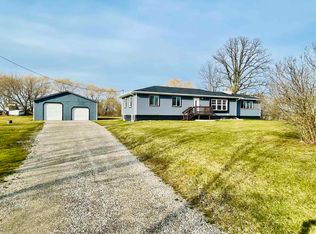 31985 Shue Rd, Richmond, MI 48062