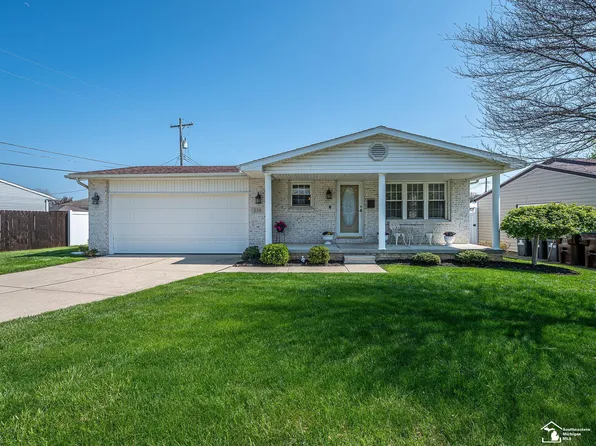 238 Cranbrook Blvd, Monroe, MI 48162