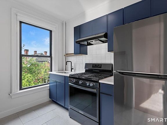 5th image of 48 Trumbull St APT 3