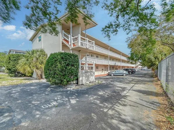 3751 S School Ave APT 31, Sarasota, FL 34239