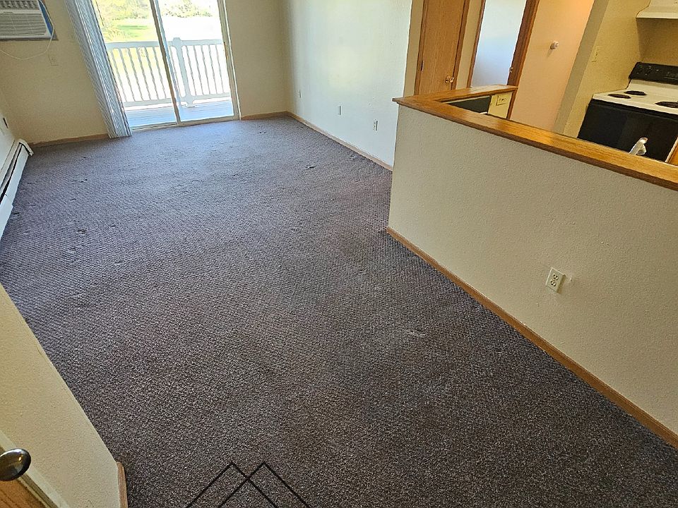 1st image of 410 13th Ave NW Unit 26