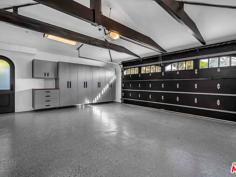 350 Bellino Dr — Photo 13