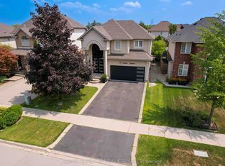 71 Joshua Ave, Hamilton, ON L9K 1P8