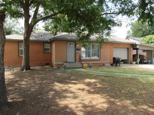 912 E Sycamore Ave, Altus, OK 73521