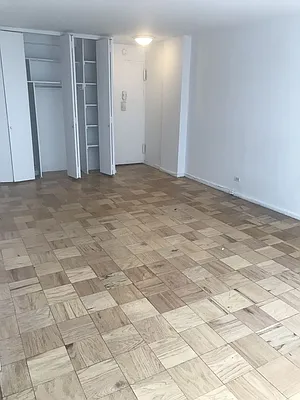 Rented by Carlyle Property Management | media 14