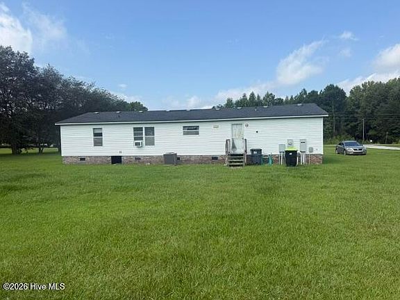 4th image of 48 Sugarberry Avenue
