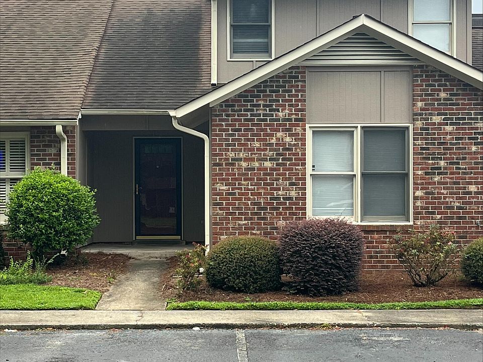 1st image of 2015 Quail Ridge Rd APT B