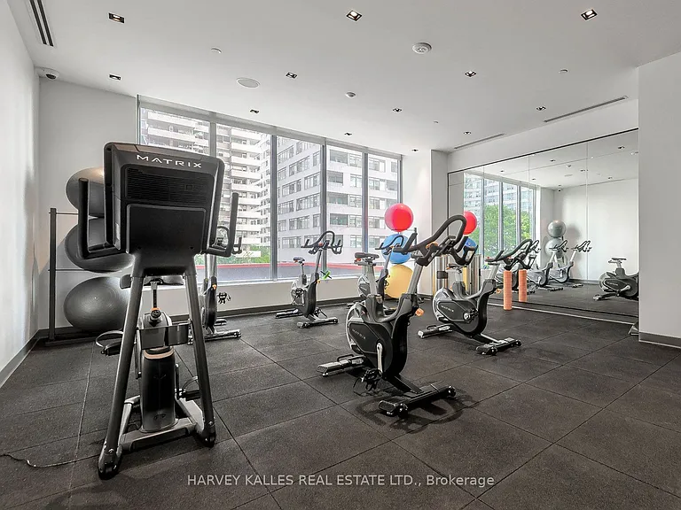 25 Holly St #2309 — Photo 24