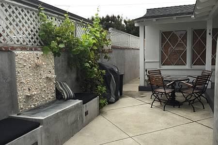 Courtyard with fountain