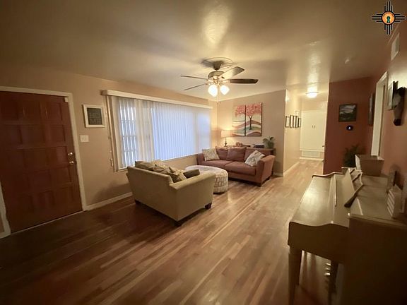 5th image of 305 W Plains Ave