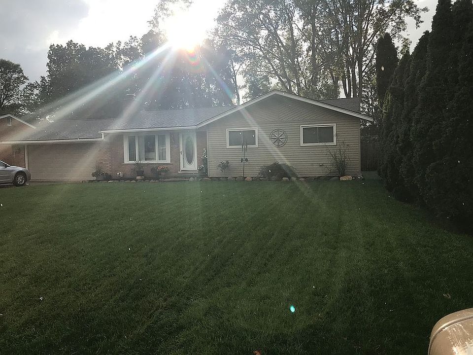 2nd image of 2369 Ethel Dr