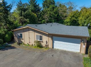 1600 Rhododendron Dr Space 6, Florence, OR 97439