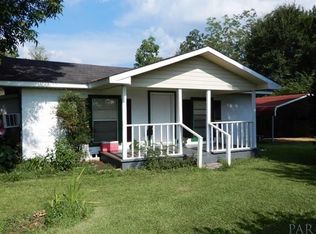 7910 Barlow Rd, Walnut Hill, FL 32568