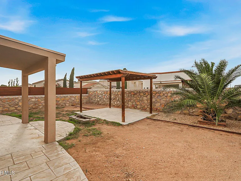 14949 Jerry Armstrong Ct — Photo 29