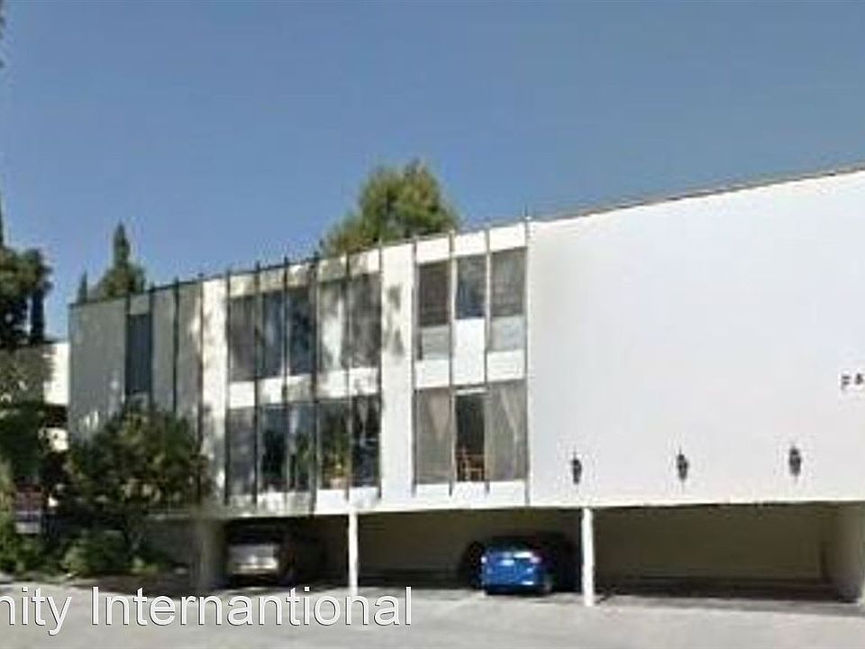 1st image of 3311 Rowena Ave #23
