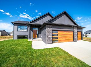 1847 4th St NE, Byron, MN 55920
